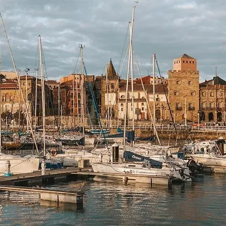 Apartment Apto Ramon Y Cajal,1- Centrico Y Cerca De Playa San Lorenzo-3hab Garaje Opc Gijón