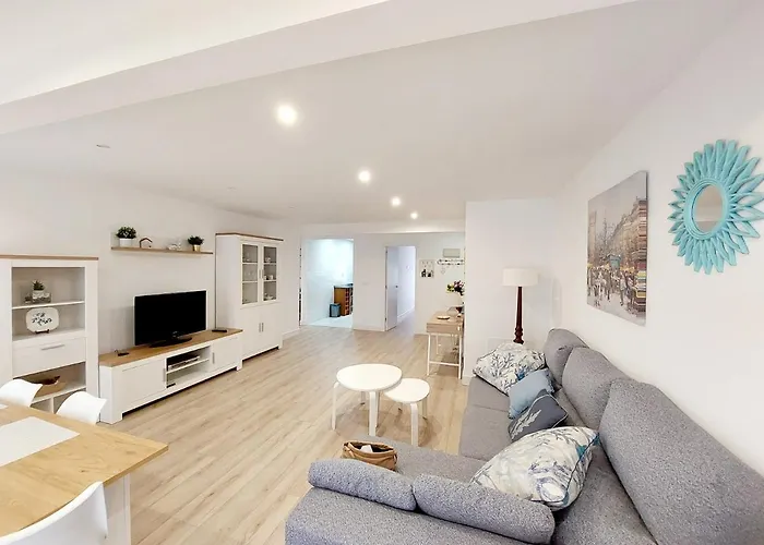 Apto Ramón Y Cajal,1- Céntrico Y Cerca De Playa San Lorenzo-3hab Garaje Opc Appartement